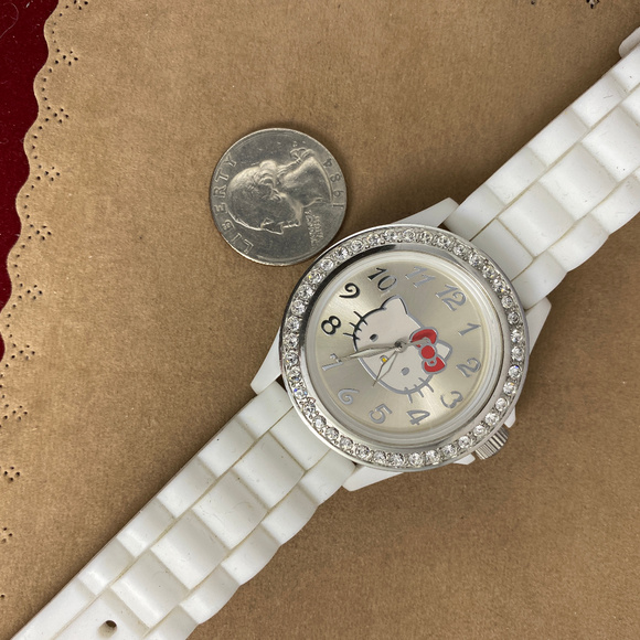 Hello Kitty Watch Mom Teen or Childs - Picture 3 of 5